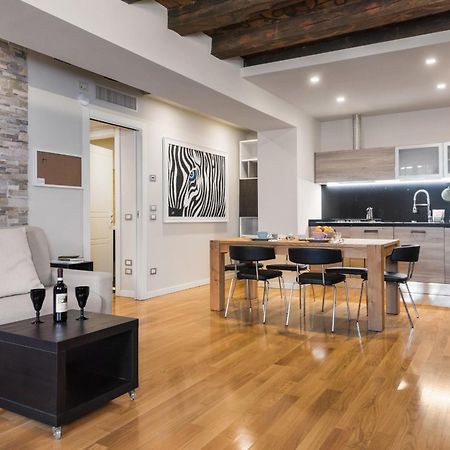 Flats4Rent Federica Apartment Verona Bagian luar foto