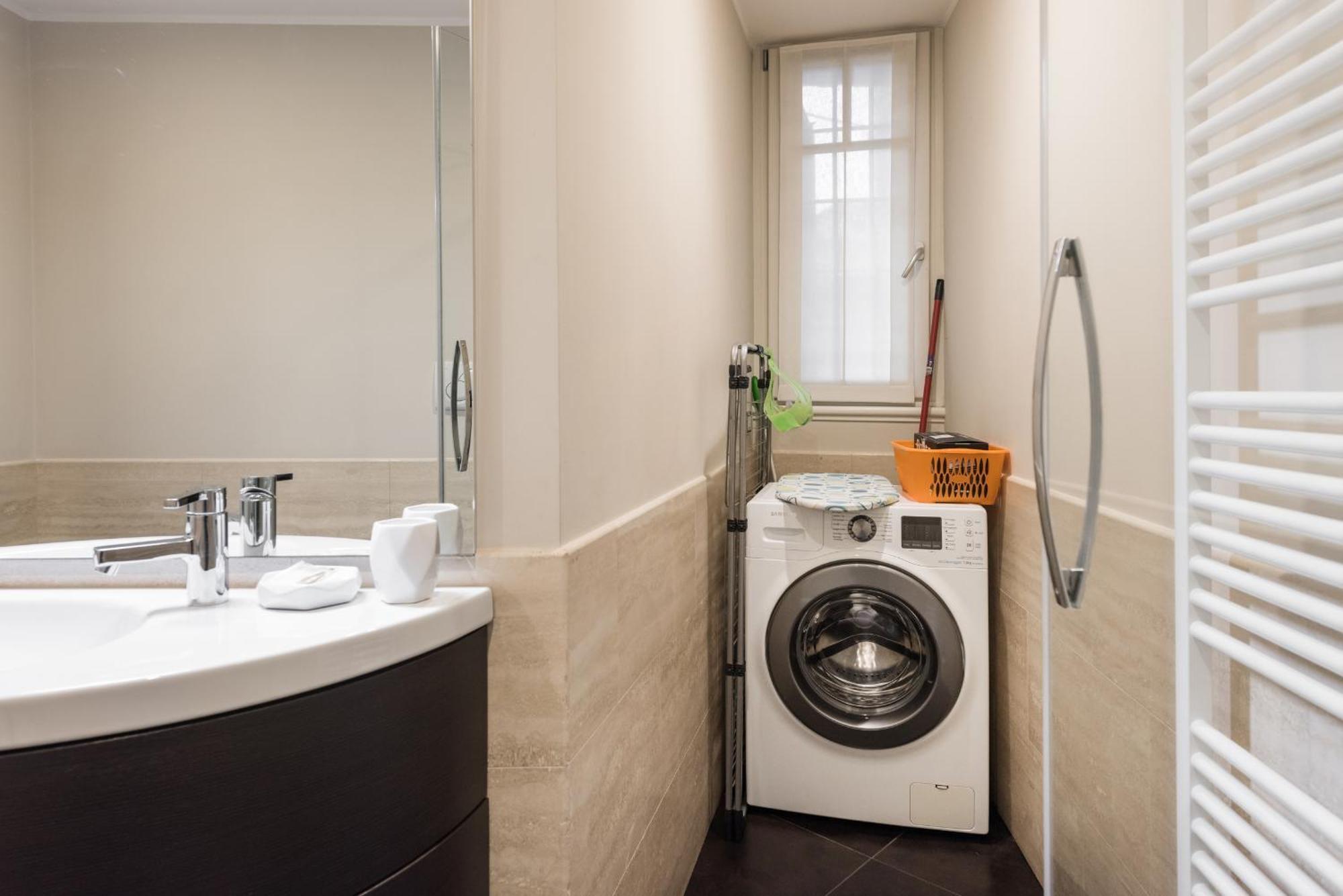 Flats4Rent Federica Apartment Verona Bagian luar foto